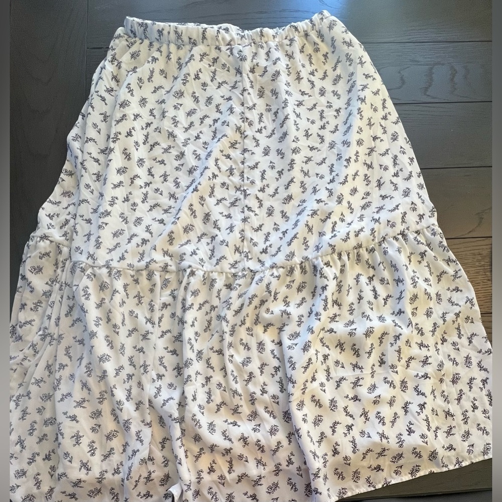 Scoop Women’s Lightweight Tier Maxi Skirt With Tie Waistband Size Medium NWOT! - Picture 8 of 11
